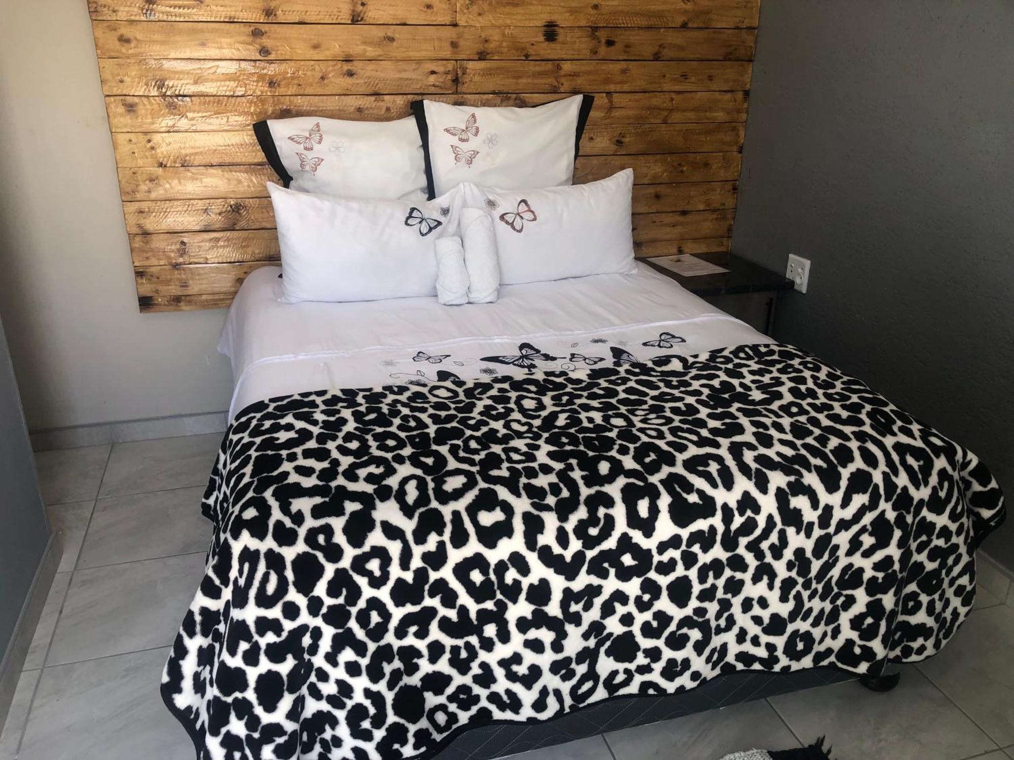 The Nest Overnight And Accommodation Usakos Exterior foto